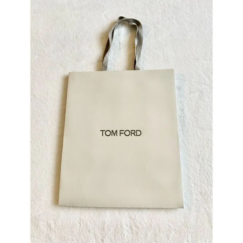 Tom Ford light gray gift bag